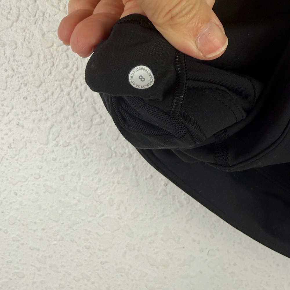 Perfect Lululemon black racerback sports bra 8 - Picture 6 of 6